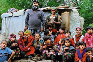 Роми: нерідні діти світу