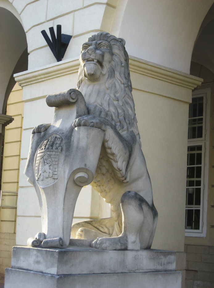 Лев біля львівської ратуші. Фото Ірини Голуб, 2011