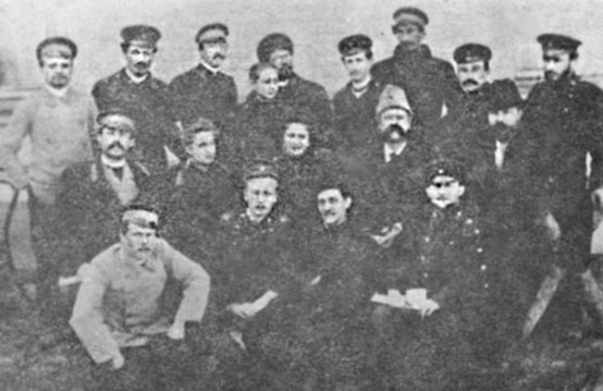 Члени РУП // https://history.znaj.ua/210695-ukrajina-vid-karpat-do-kavkazu-istoriya-stvorennya-pidpilnoji-partiji-rup