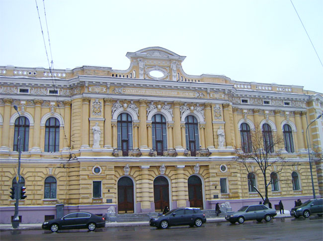 Будівля Харківського земельного банку. Сучасне фото.– https://upload.wikimedia.org/wikipedia/commons/d/d7/%D0%97%D0%B5%D0%BC%D0%B5%D 0%BB%D1%8C%D0%BD%D0%B8%D0%B9_%D0%B1%D0%B0%D0%BD%D0%BA%21.JPG